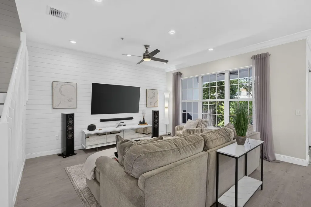7559 Spatterdock Drive Boynton Beach FL 33437