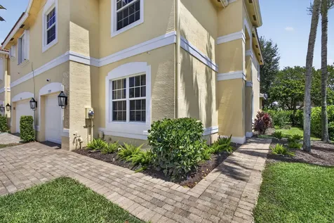 7559 Spatterdock Drive Boynton Beach FL 33437