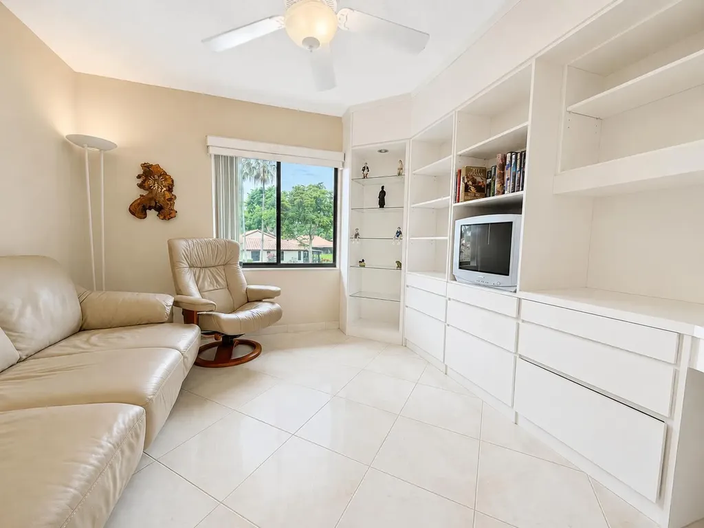 10592 Tropic Palm Avenue Boynton Beach FL 33437
