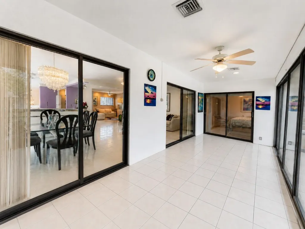 10592 Tropic Palm Avenue Boynton Beach FL 33437