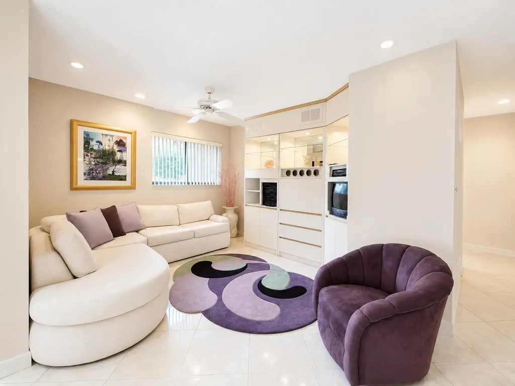 10592 Tropic Palm Avenue Boynton Beach FL 33437