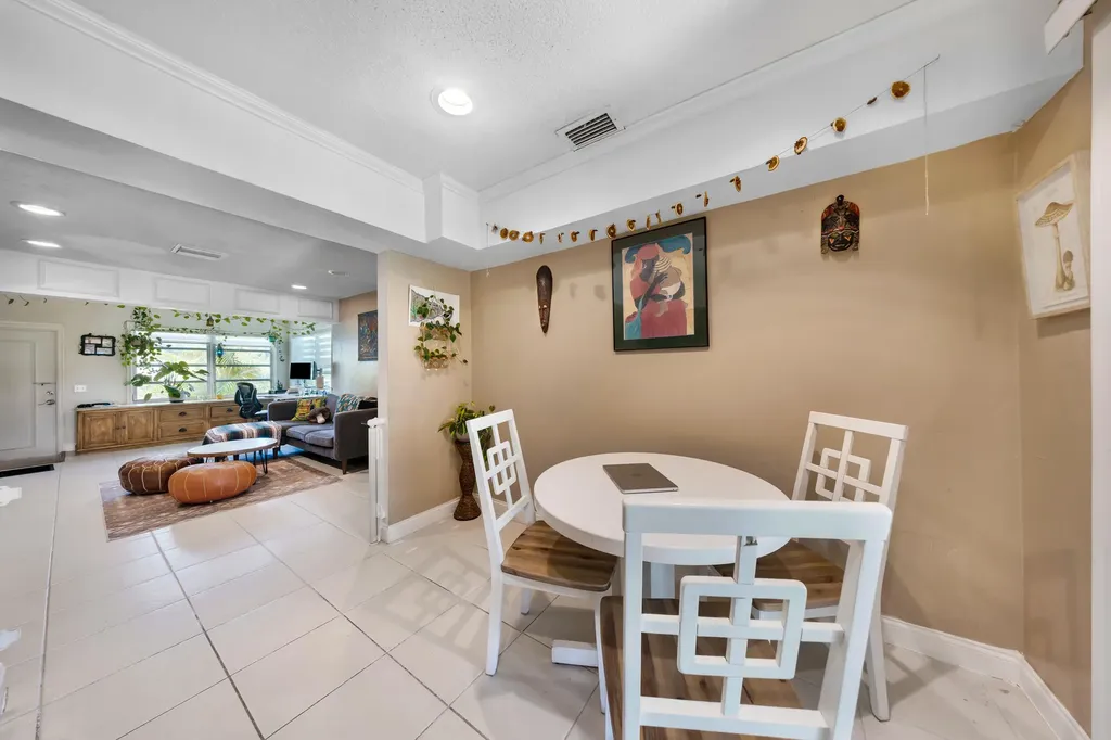 2326 Harding Street Hollywood FL 33020