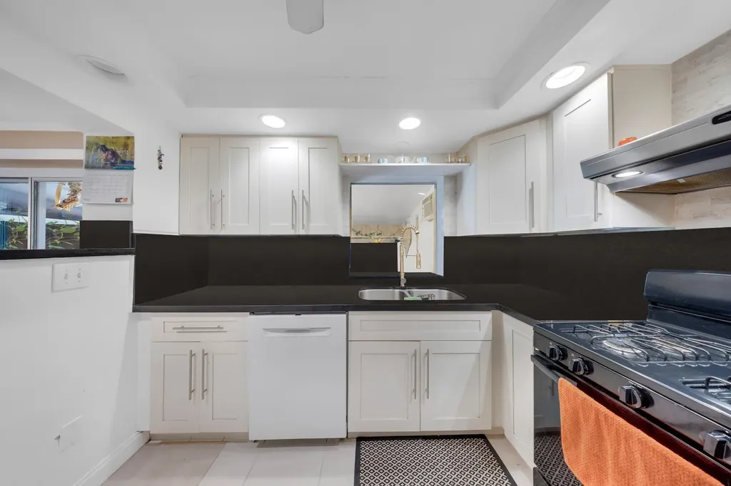 2326 Harding Street Hollywood FL 33020