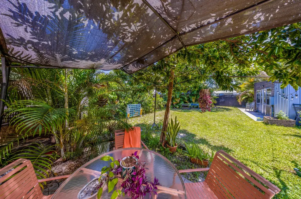 2326 Harding Street Hollywood FL 33020