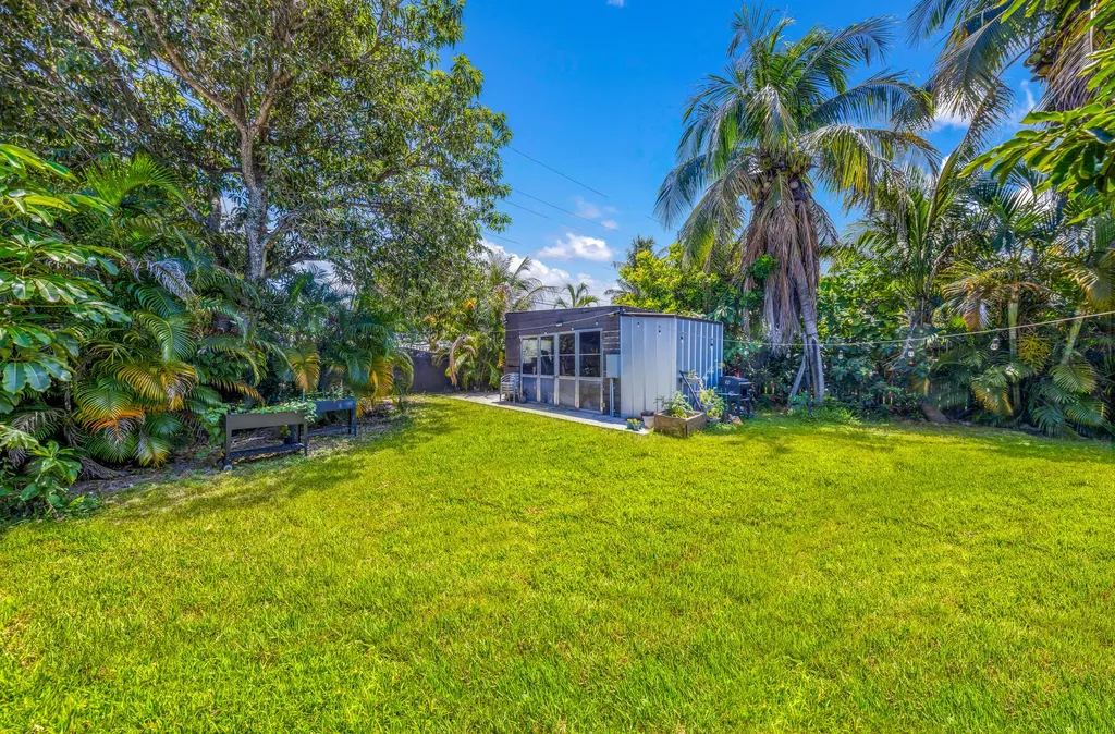 2326 Harding Street Hollywood FL 33020