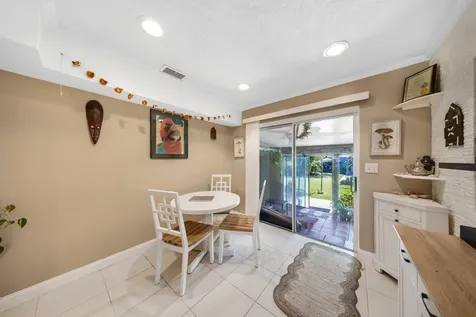 2326 Harding Street Hollywood FL 33020