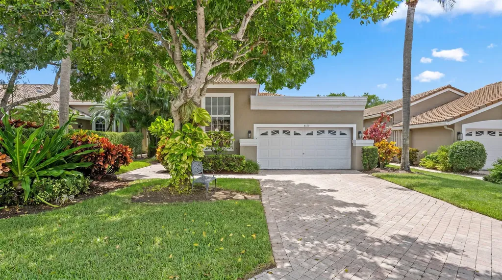 4706 Carlton Golf Drive Lake Worth FL 33449