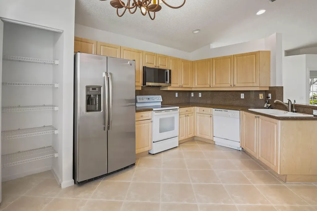 7387 Tonga Court Boynton Beach FL 33437