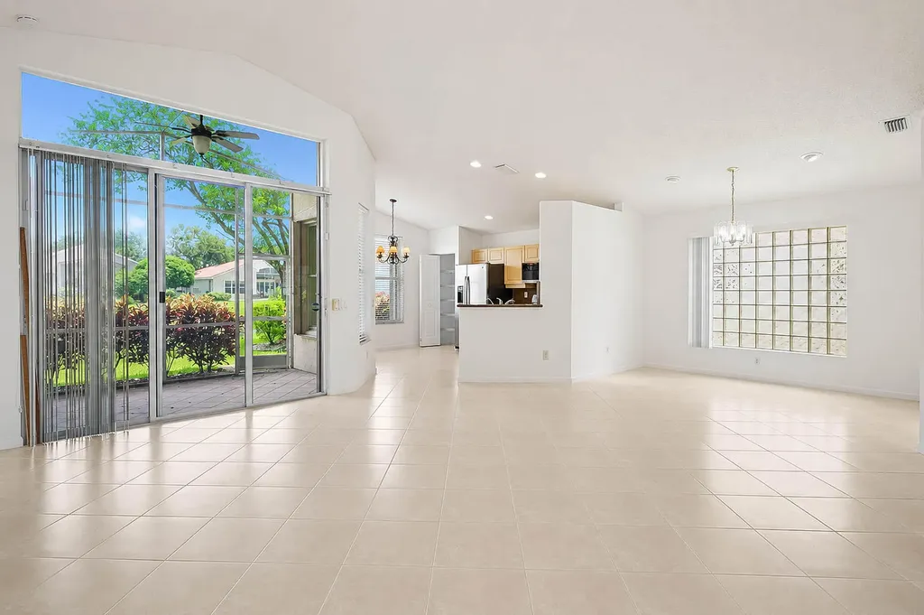 7387 Tonga Court Boynton Beach FL 33437