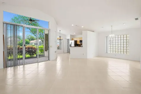 7387 Tonga Court Boynton Beach FL 33437