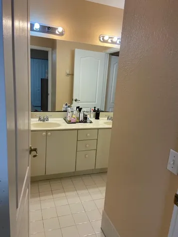 8752 NW 107th Terrace Hialeah Gardens FL 33018