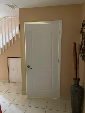 8752 NW 107th Terrace Hialeah Gardens FL 33018