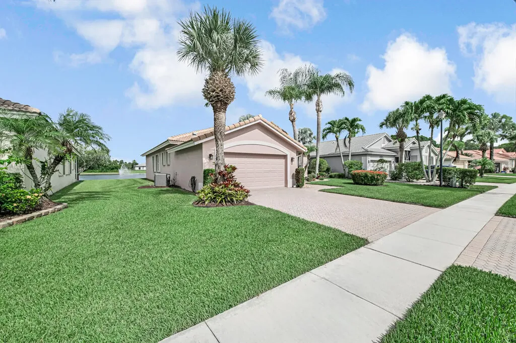 8269 Marsala Way Boynton Beach FL 33472