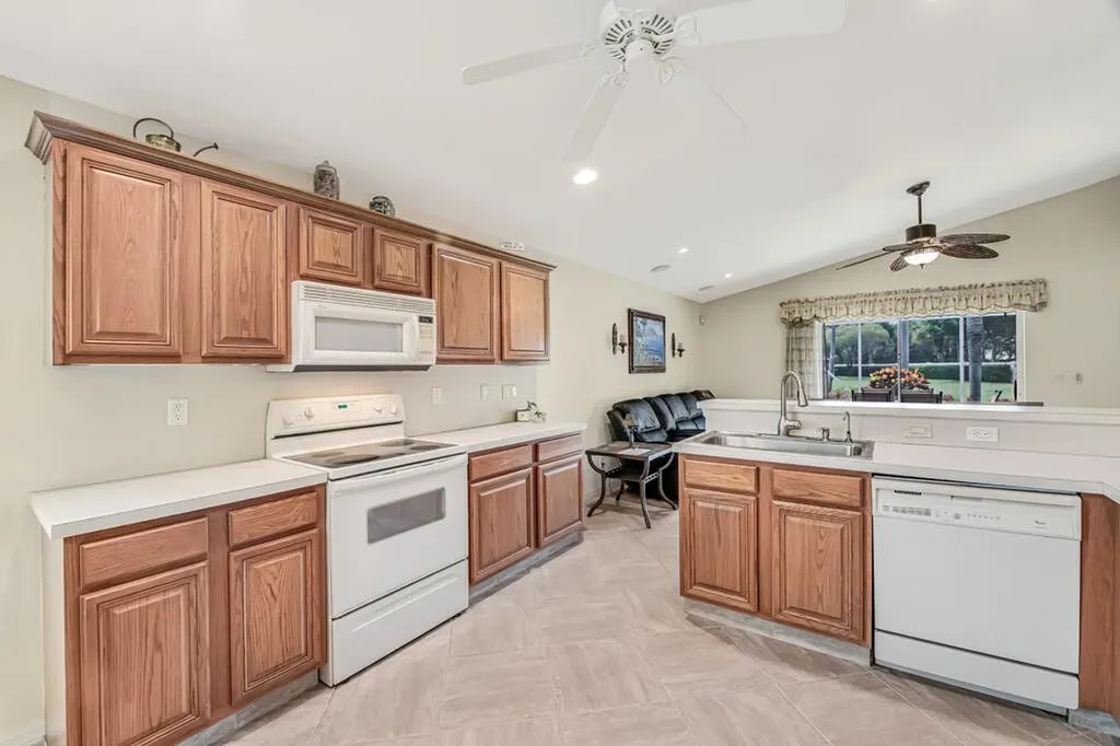 8294 Duomo Circle Boynton Beach FL 33472