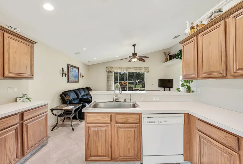8294 Duomo Circle Boynton Beach FL 33472