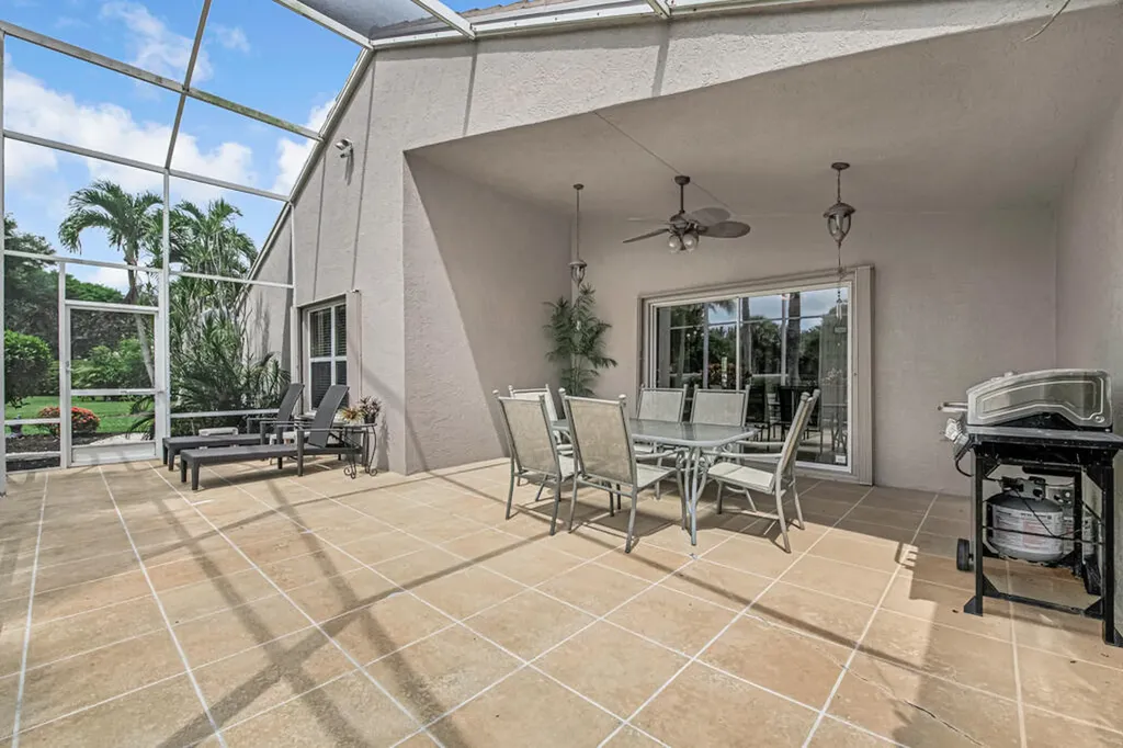 8294 Duomo Circle Boynton Beach FL 33472