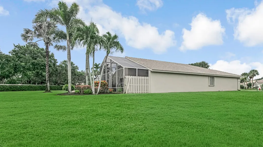 8294 Duomo Circle Boynton Beach FL 33472