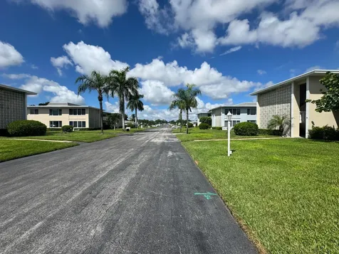 115 S South Boulevard Boynton Beach FL 33435