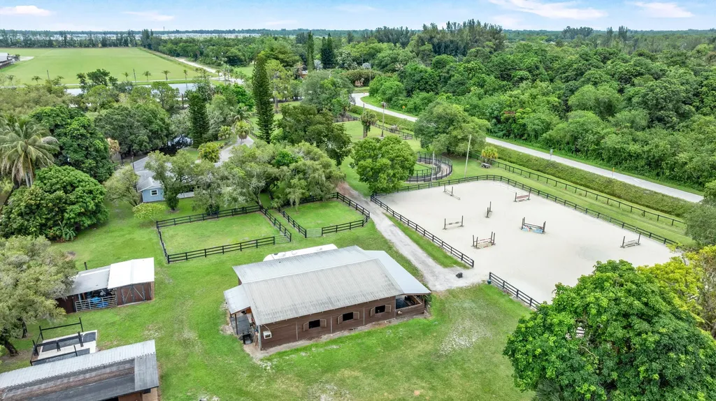 14536 North Road Loxahatchee Groves FL 33470