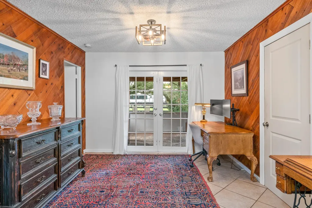 14536 North Road Loxahatchee Groves FL 33470