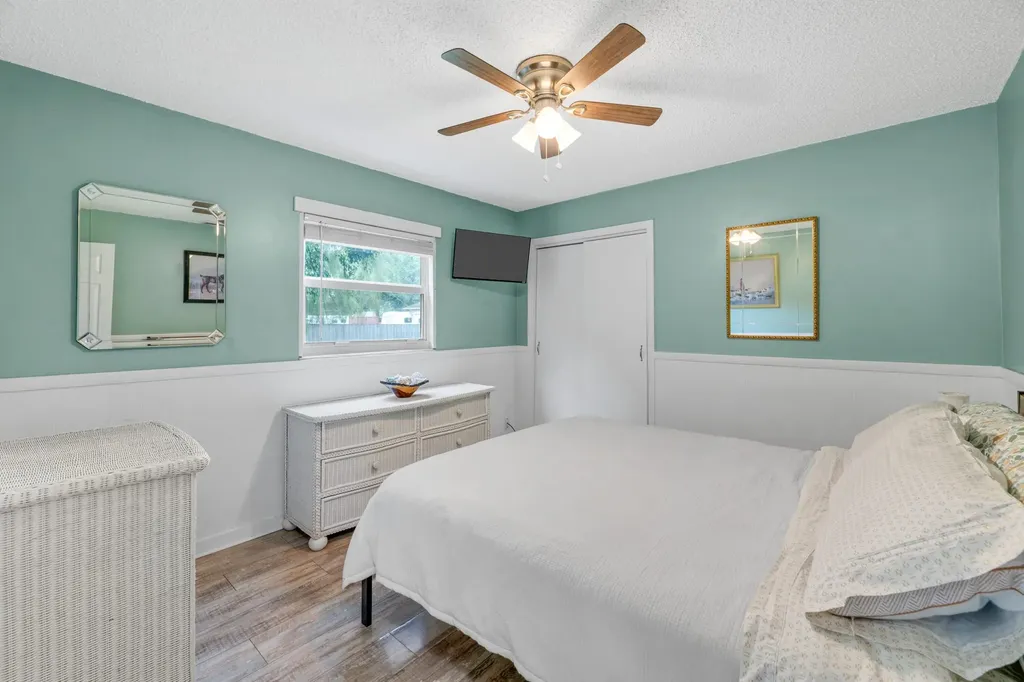 14536 North Road Loxahatchee Groves FL 33470
