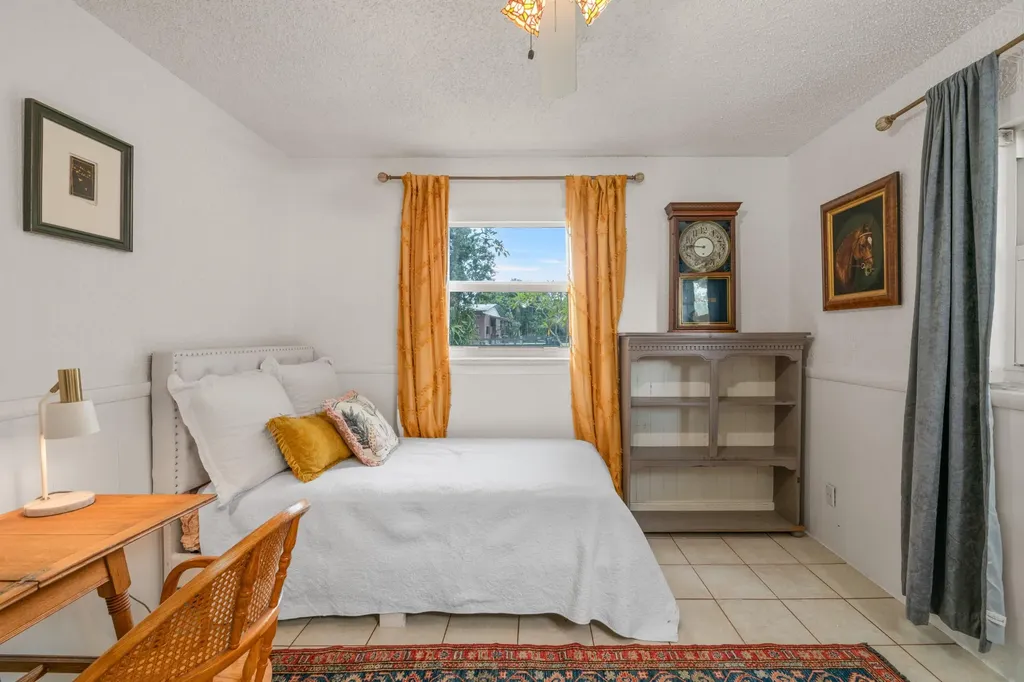 14536 North Road Loxahatchee Groves FL 33470