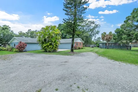 14536 North Road Loxahatchee Groves FL 33470