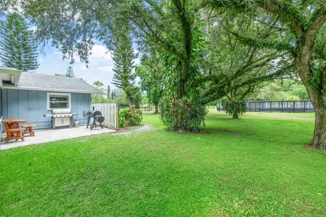 14536 North Road Loxahatchee Groves FL 33470