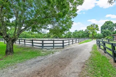 14536 North Road Loxahatchee Groves FL 33470