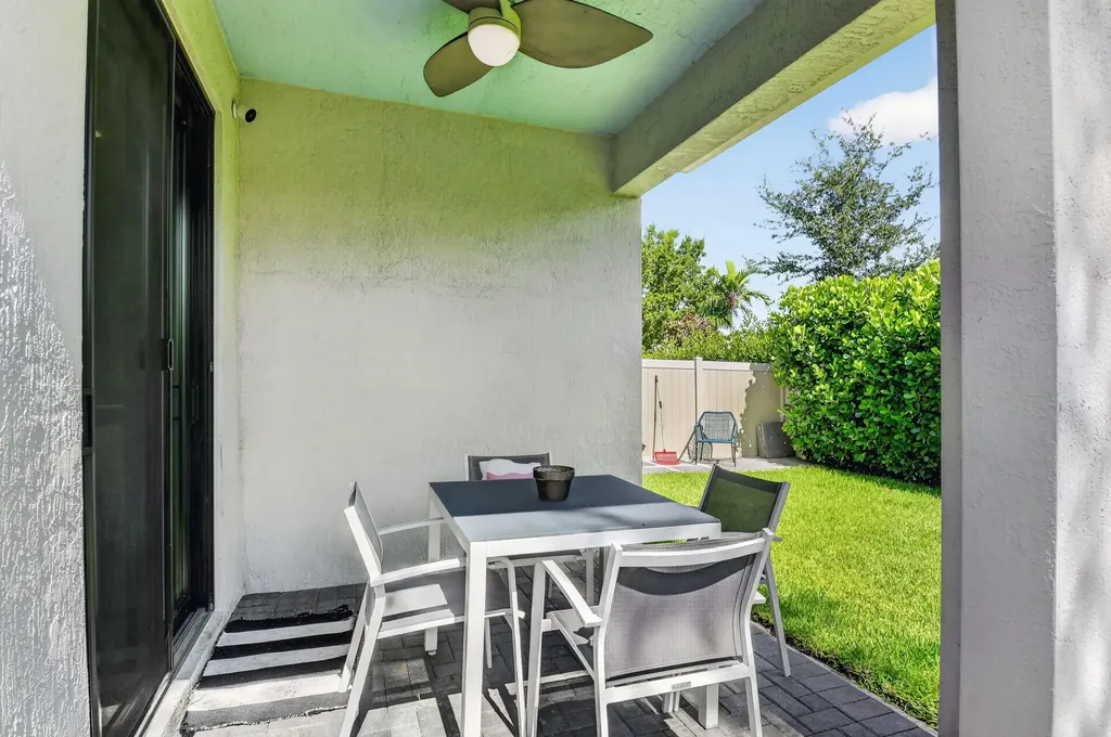 8789 Antarus Drive Lake Worth FL 33467