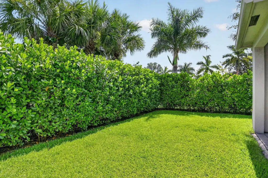 8789 Antarus Drive Lake Worth FL 33467