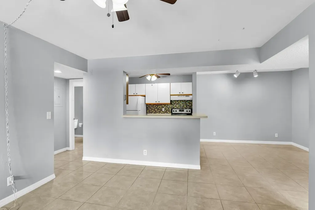 3995 W Mcnab Road Pompano Beach FL 33069