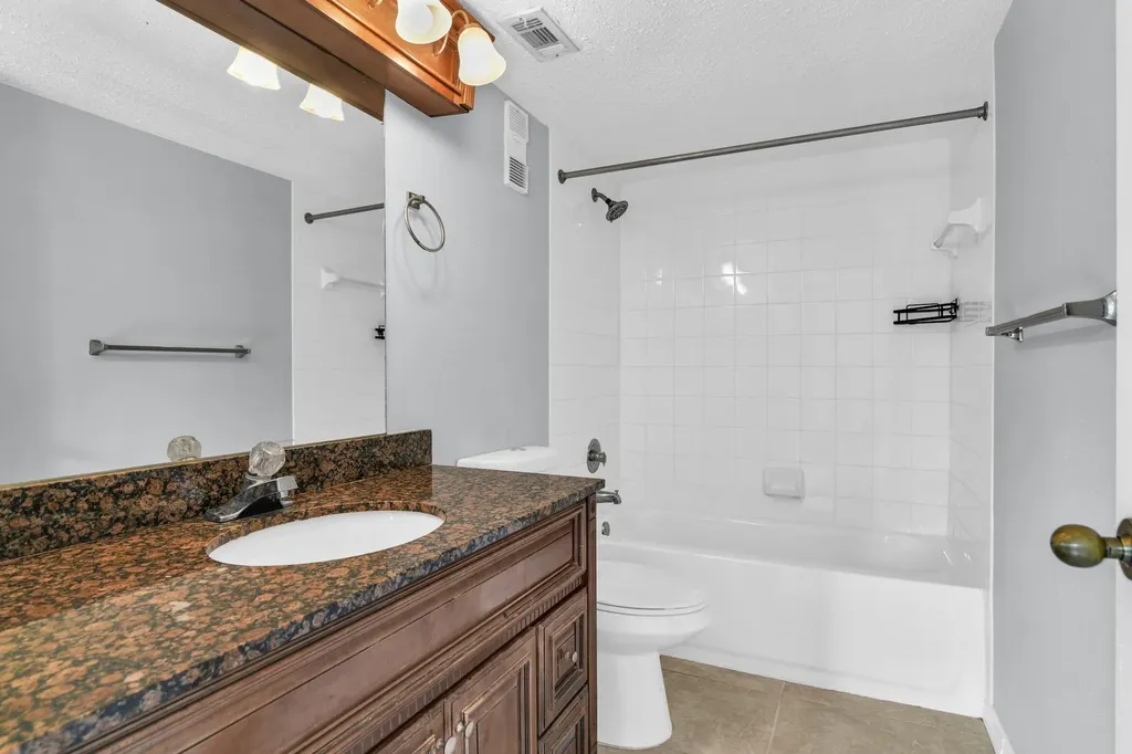 3995 W Mcnab Road Pompano Beach FL 33069