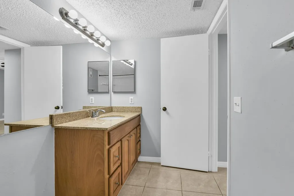 3995 W Mcnab Road Pompano Beach FL 33069