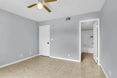 3995 W Mcnab Road Pompano Beach FL 33069