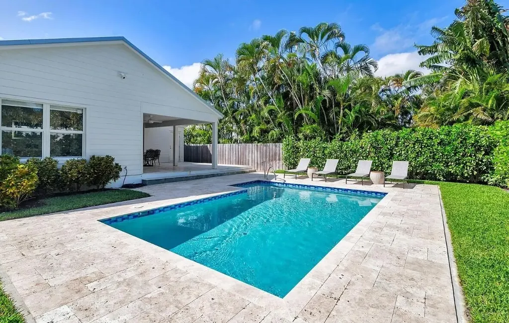 803 Kanuga Drive West Palm Beach FL 33401
