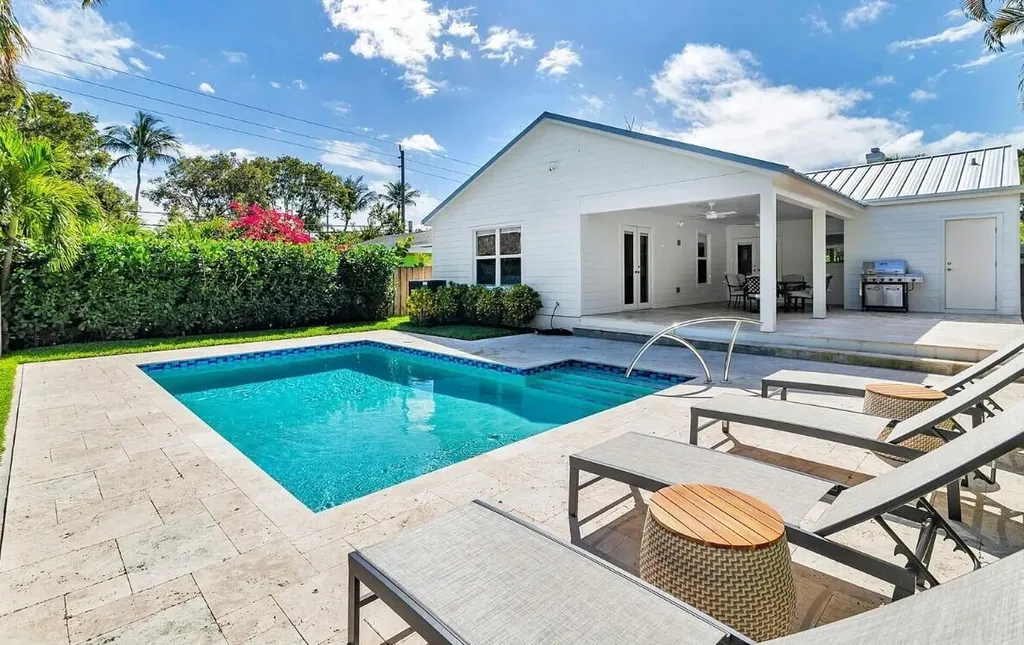 803 Kanuga Drive West Palm Beach FL 33401