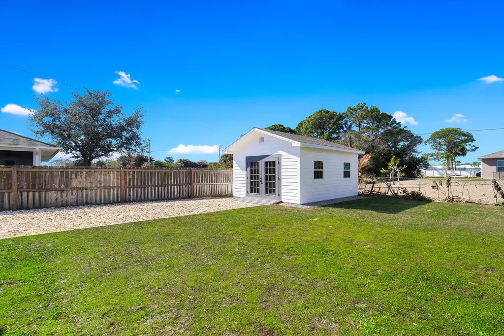 919 Landsdowne Drive Sebastian FL 32958