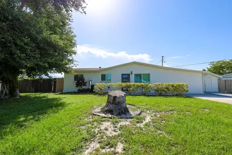 5763 Purdy Lane West Palm Beach FL 33415