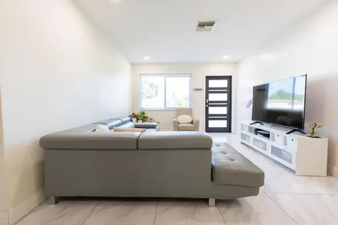 5763 Purdy Lane West Palm Beach FL 33415