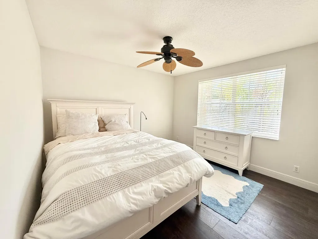 12671 Yardley Drive Boca Raton FL 33428