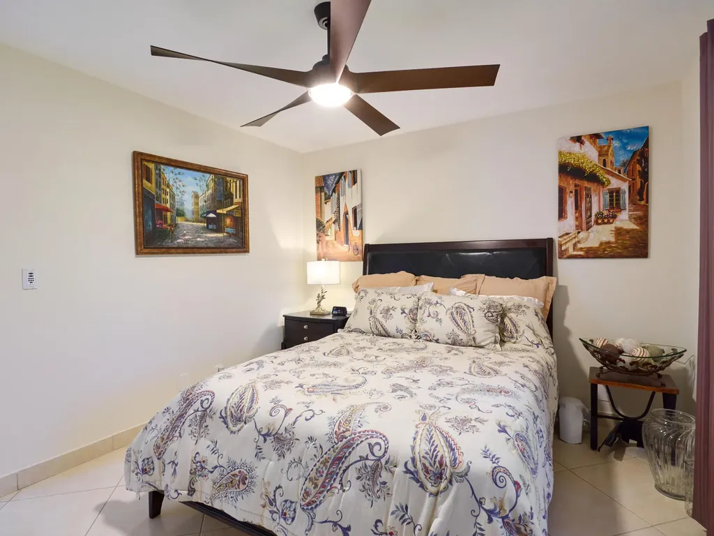 8066 Grapeview Boulevard Loxahatchee FL 33470