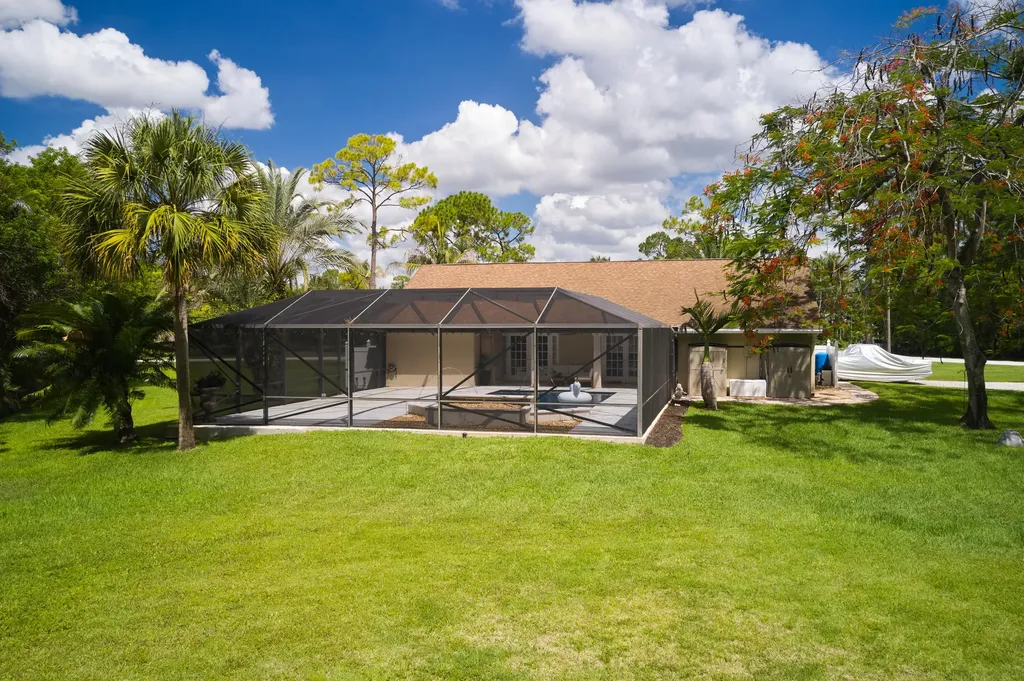 8066 Grapeview Boulevard Loxahatchee FL 33470