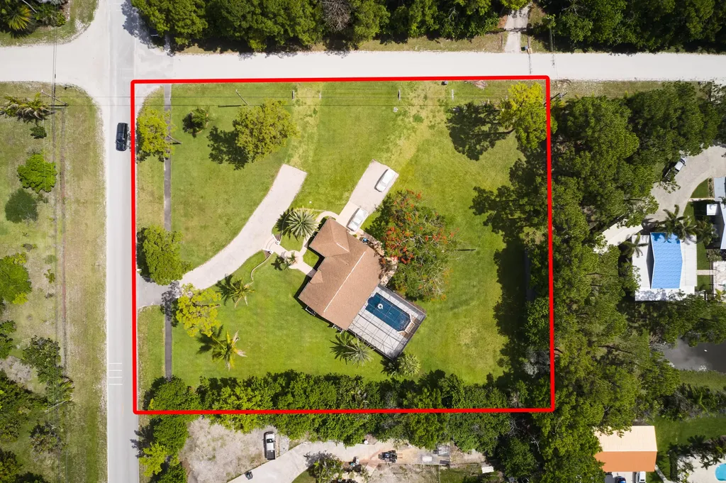 8066 Grapeview Boulevard Loxahatchee FL 33470