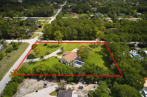 8066 Grapeview Boulevard Loxahatchee FL 33470