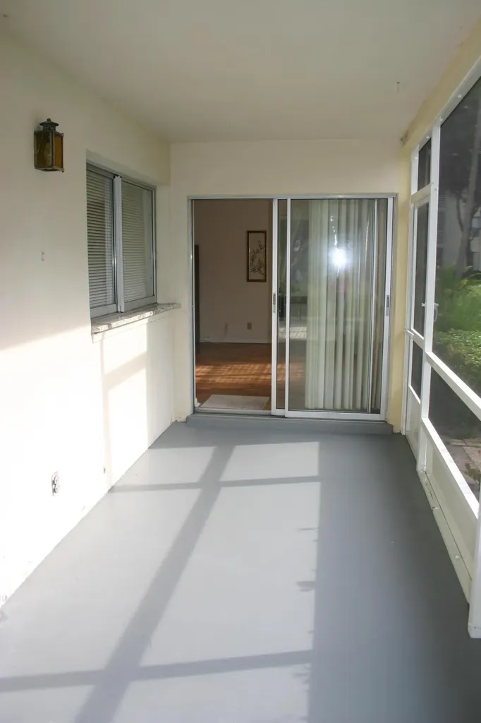 5570 Tamberlane Circle Palm Beach Gardens FL 33418