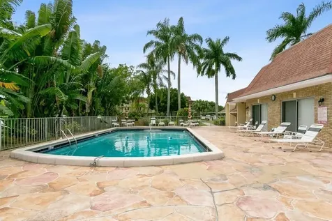 5570 Tamberlane Circle Palm Beach Gardens FL 33418
