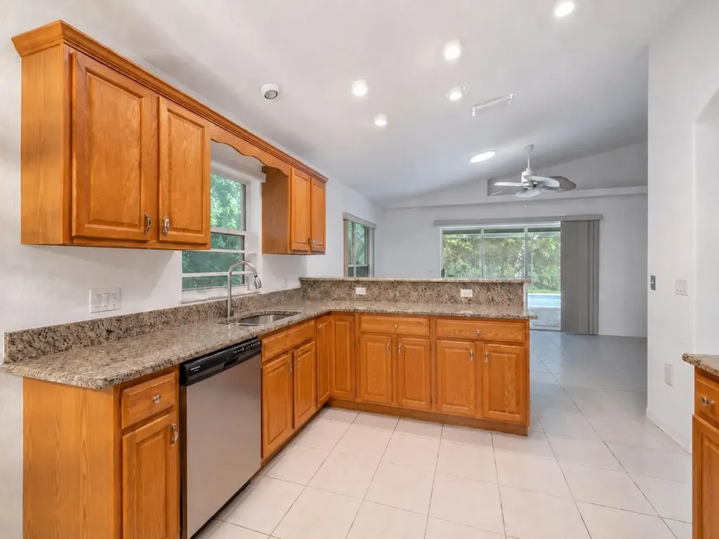 5850 39th Lane Vero Beach FL 32966