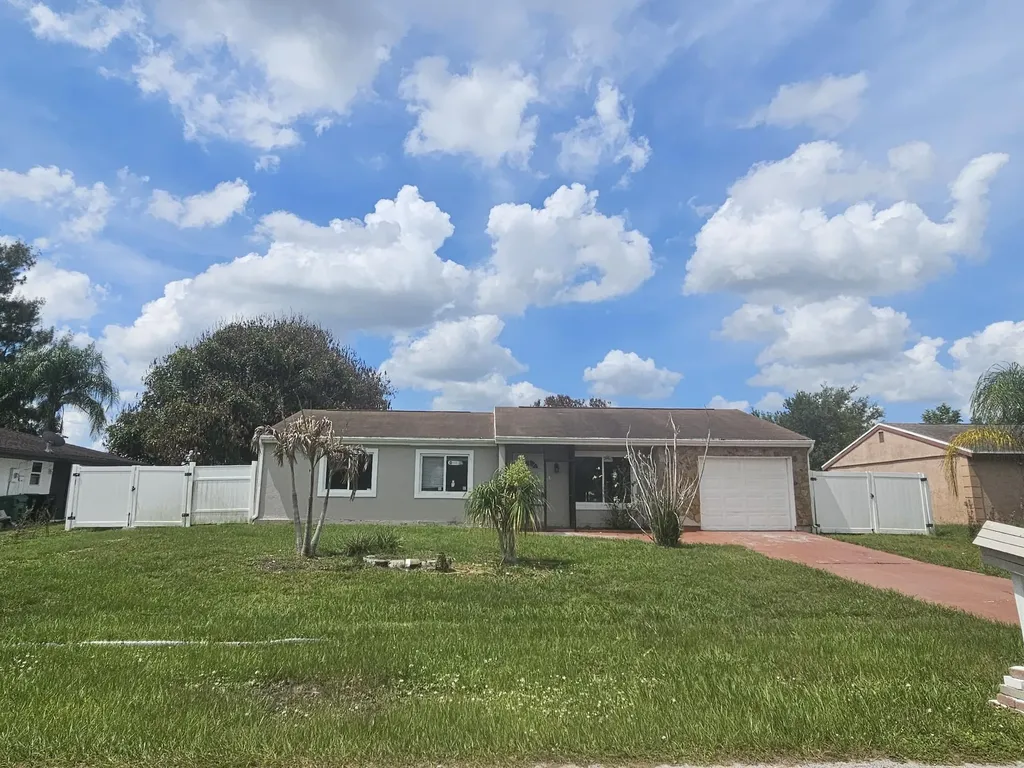 252 SW Cherryhill Road Port St Lucie FL 34953