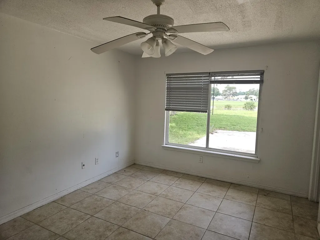 252 SW Cherryhill Road Port St Lucie FL 34953
